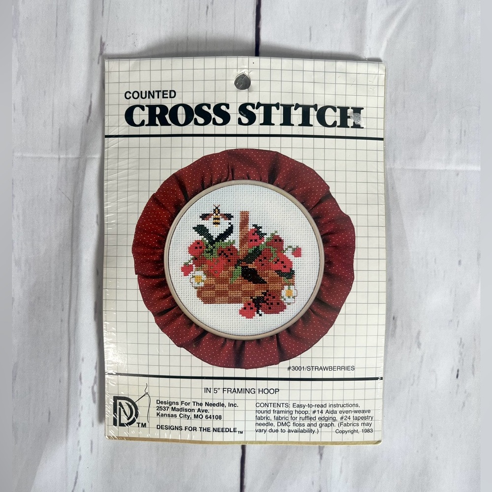 Lois Thompson Counted Cross Stitch Kit #3001 Strawberries